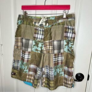 Y2K American Eagle Green Teal Floral Plaid Patchwork Board Shorts Sz 33 Surfer